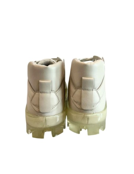 7B2600U Y40BCQ