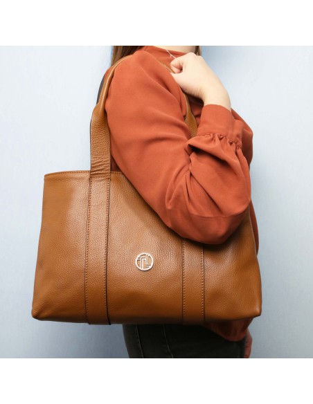 Callie Soft leather shoulder bag