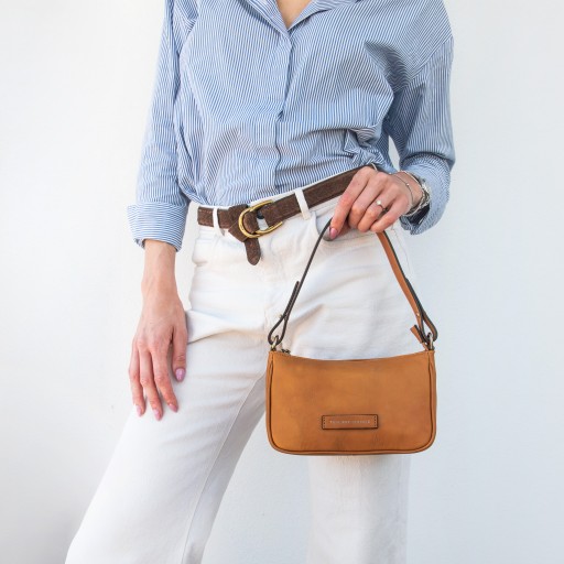 Parfait Clutch aus Leder