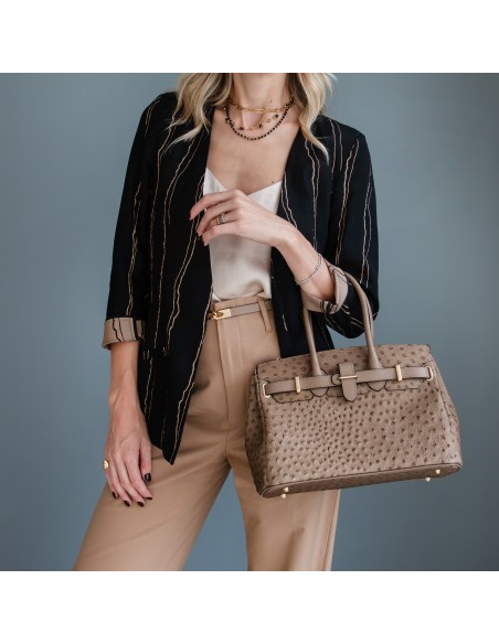 TL Bag Handtasche aus Leder mit Strauss Pragung