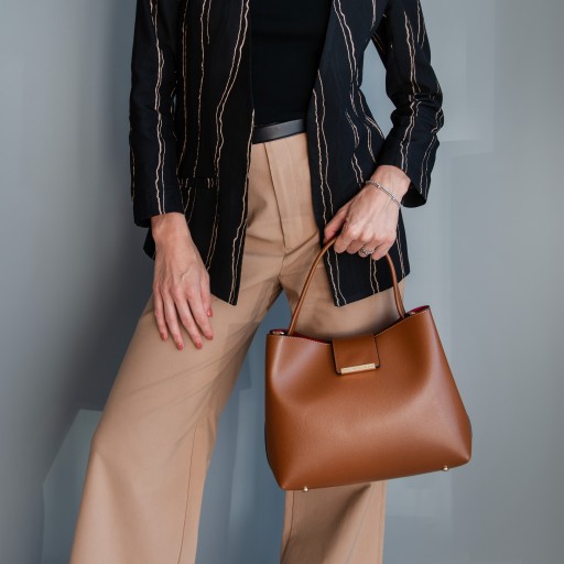 Clio Beuteltasche aus Leder