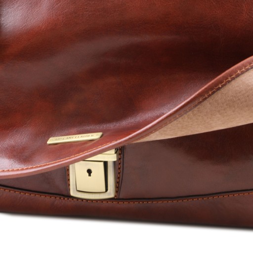 Mantova Leather multi compartment briefcase with flap