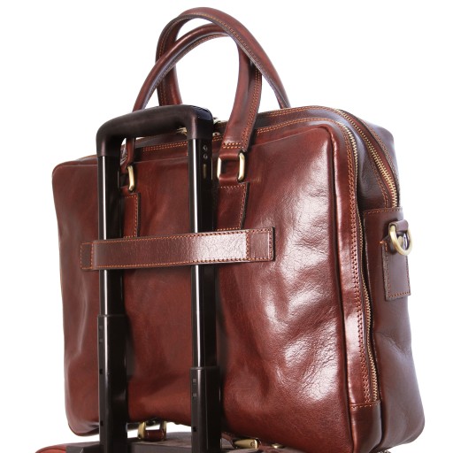 Urbino Notebook Aktentasche aus Leder 2 Facher mit Vorderfach