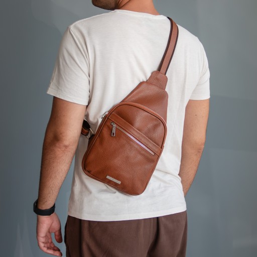 Albert Soft leather crossover bag
