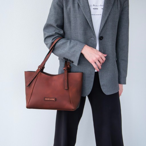 Libra Schultertasche aus Leder