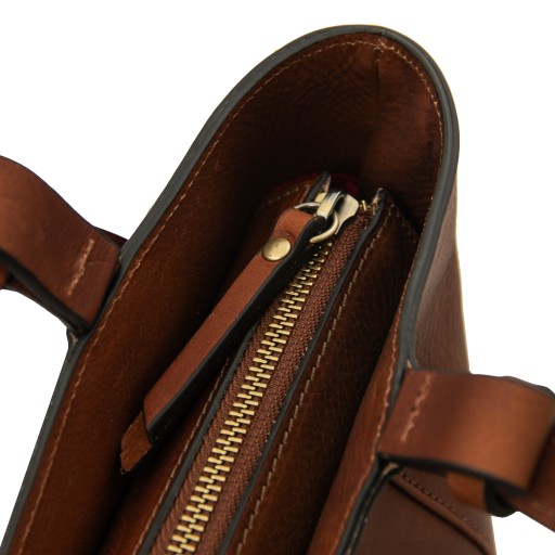 Libra Schultertasche aus Leder
