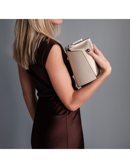 TL Bag Schultertasche aus Metallic Leder