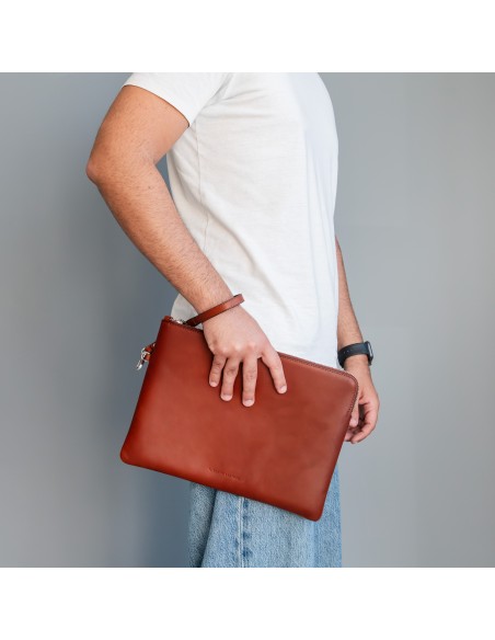 Giulio Maxi leather clutch with handle