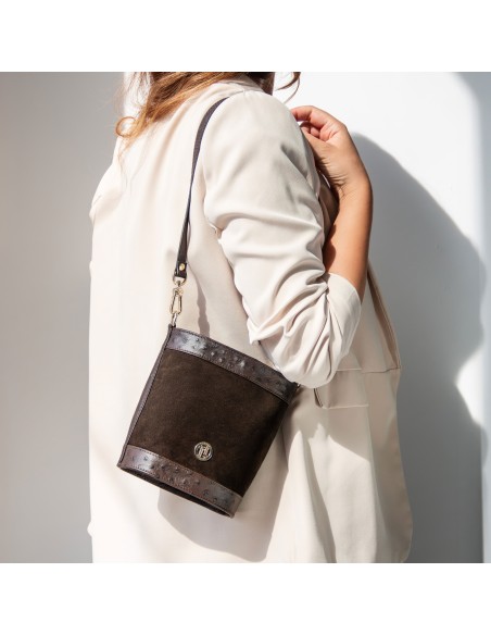Ostrea Beuteltasche aus Veloursleder und Leder mit Straussenpragung