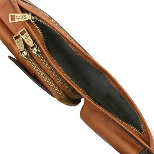 Brusttasche aus Leder