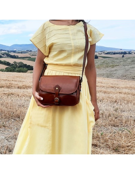 Alessia Schultertasche aus Leder