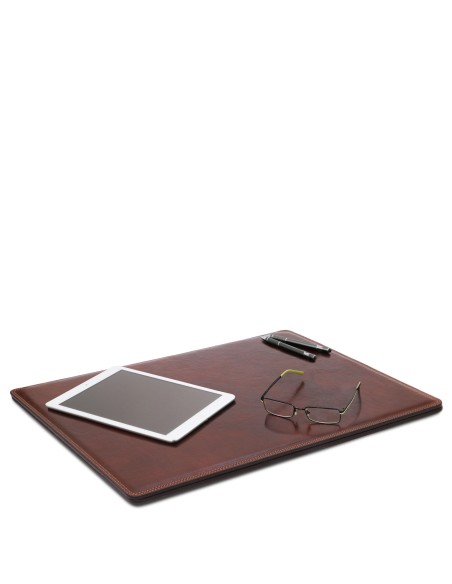 Leather desk pad with inner compartment